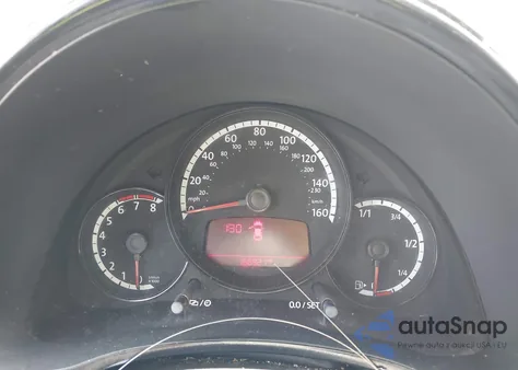 2013 Volkswagen Beetle 2.5L Entry из США, поврежденный, VIN 3VWFP7AT7DM616981